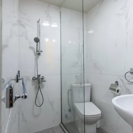 Apartment Ars